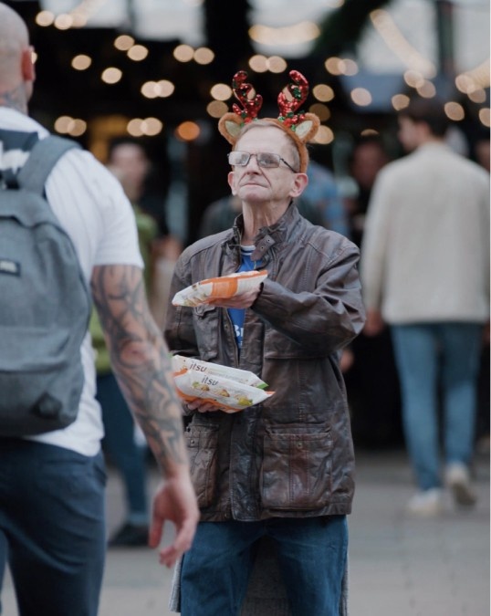 itsu: The Anti-Christmas Ad